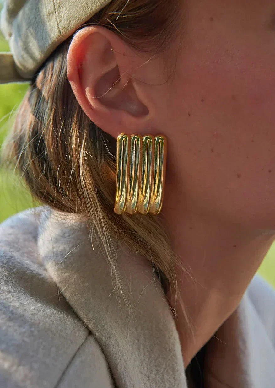 Zinnia - Chunky Rectangular Earrings Gold-Plated Vintage Design